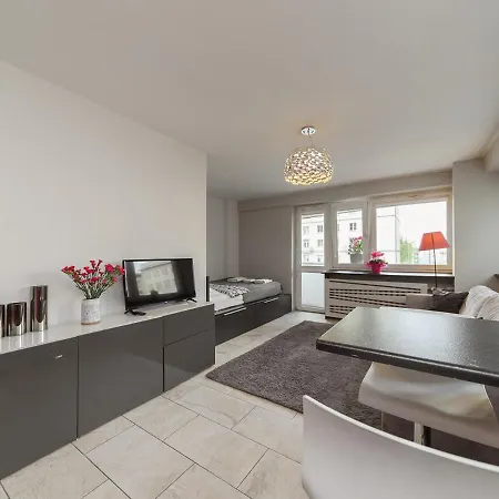 Metro Swietokrzyska Apartmán Varšava