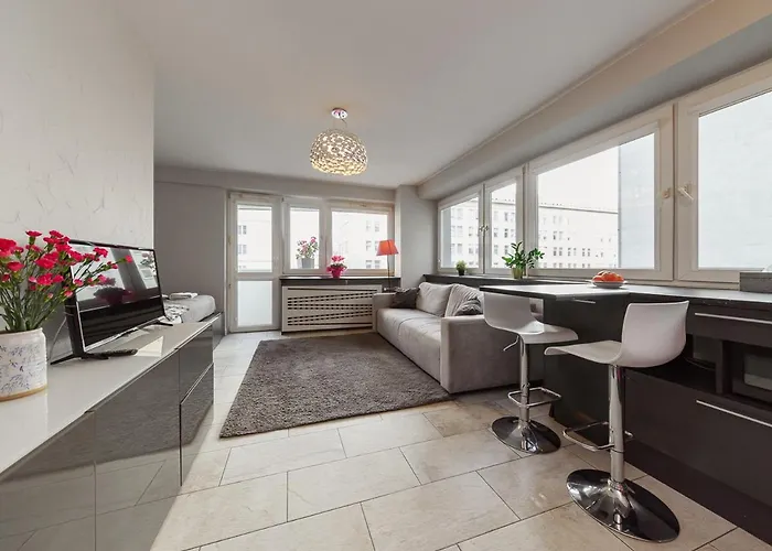 شقة Metro Swietokrzyska وارسو